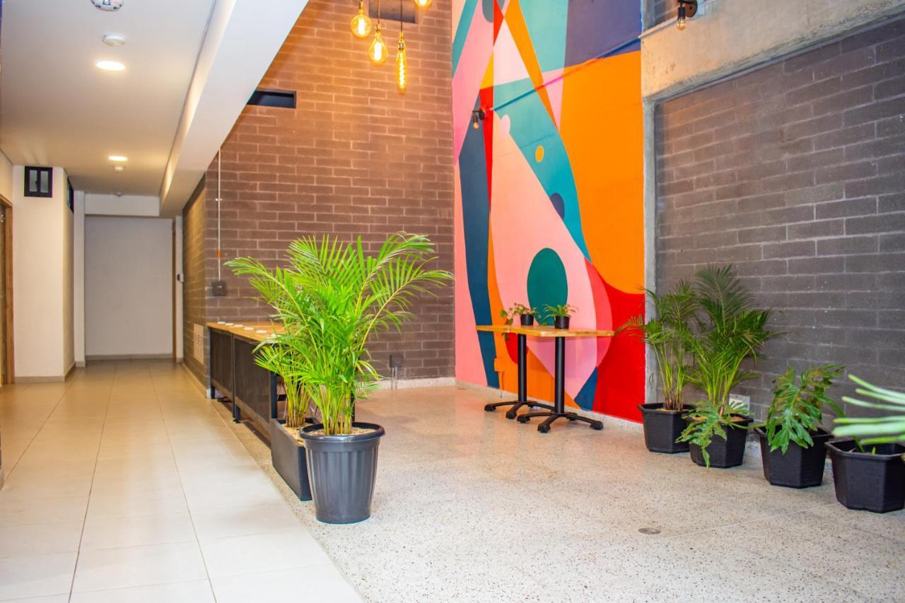 Inverso Cl 47 Coliving Medellin Bagian luar foto