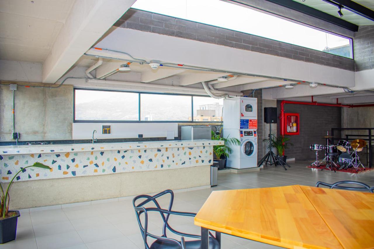 Inverso Cl 47 Coliving Medellin Bagian luar foto